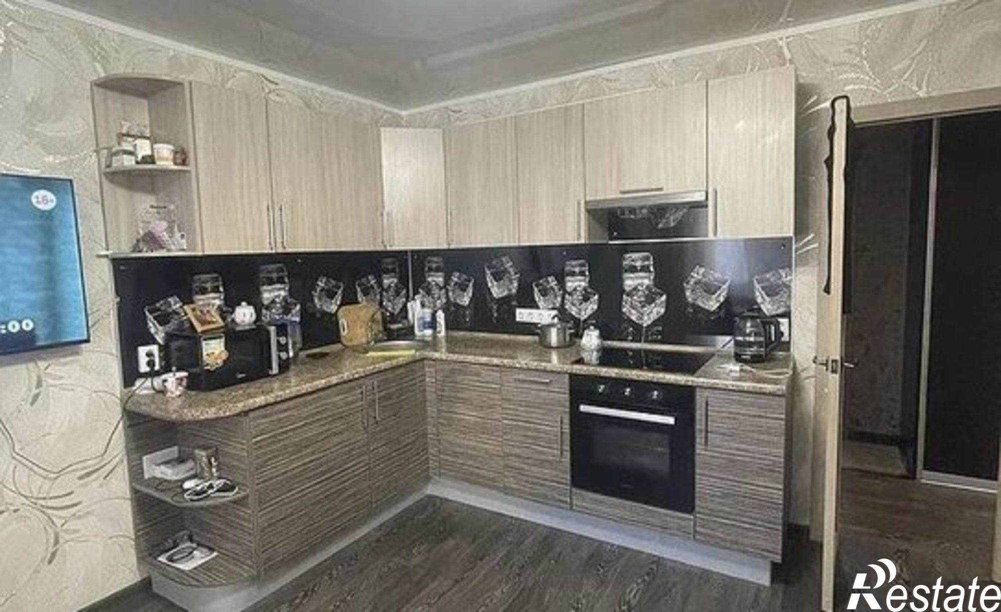 Купить квартиру за 7 500 000 рублей на Тюмень, Ямбургский проезд, 3