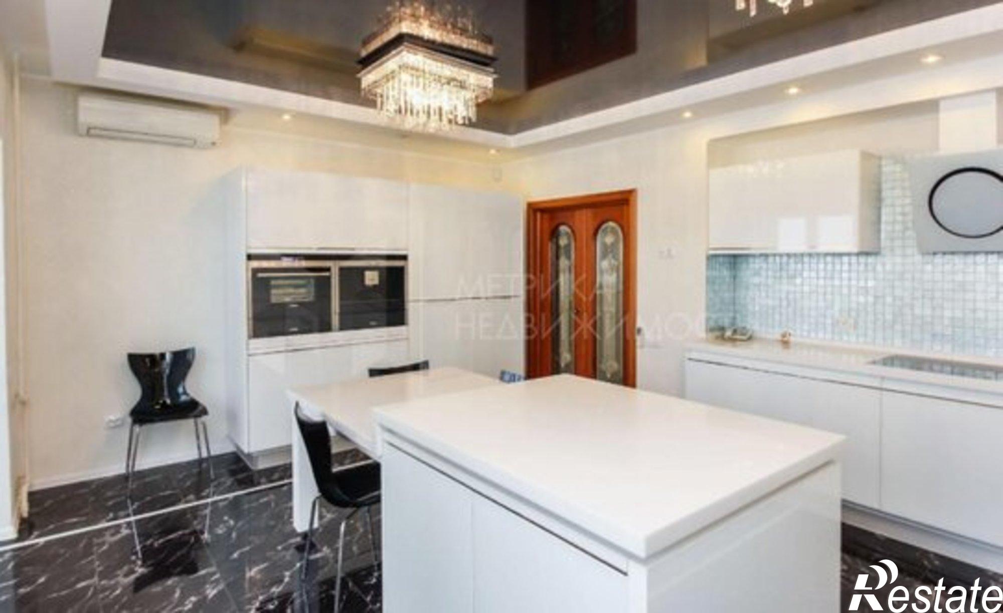 Купить квартиру за 21 500 000 рублей на Тюмень, Рижская улица, 62/2