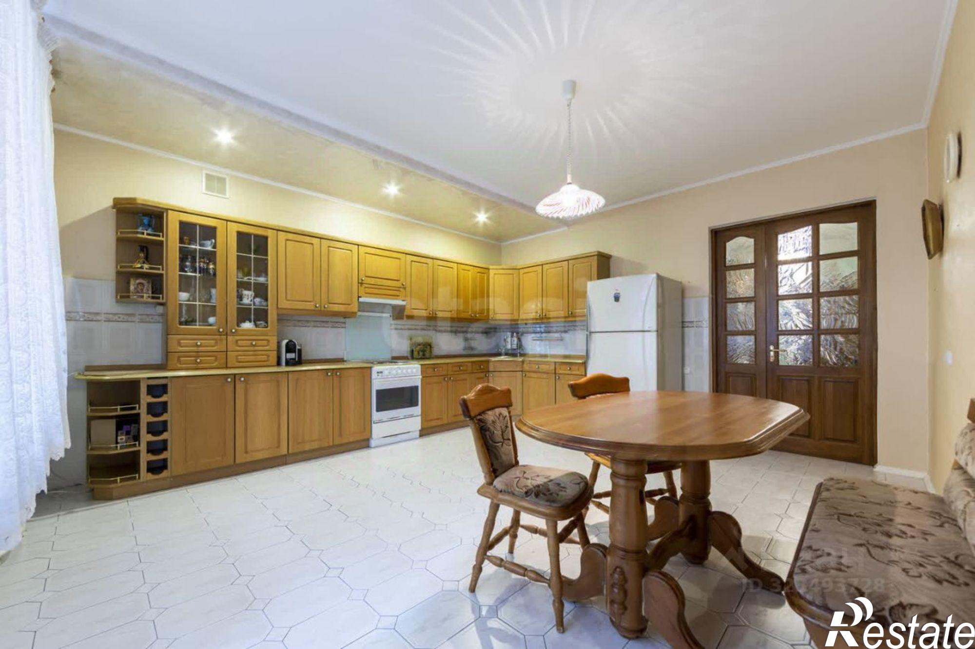 Купить квартиру за 18 500 000 рублей на городской округ Тюмень