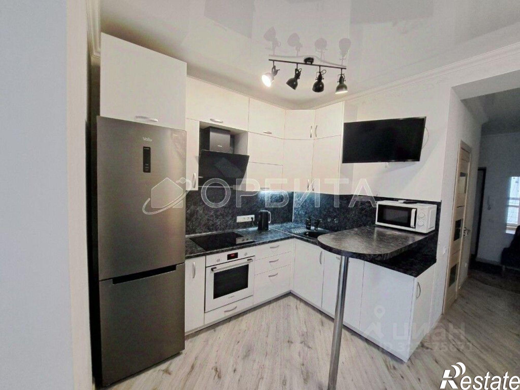 Сдать квартиру за 40 000 рублей на Тюмень, ул. Полевая, 105 к 2