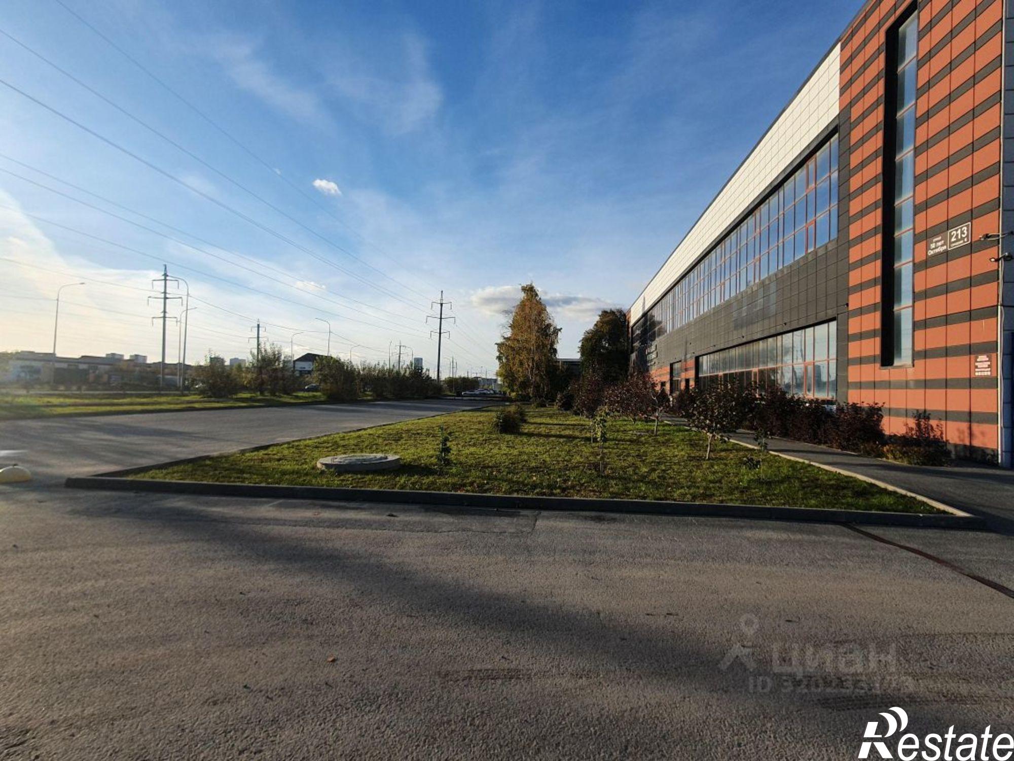 Сдать складское помещение за 75 000 рублей на Тюмень, улица 50 лет Октября, 213с4