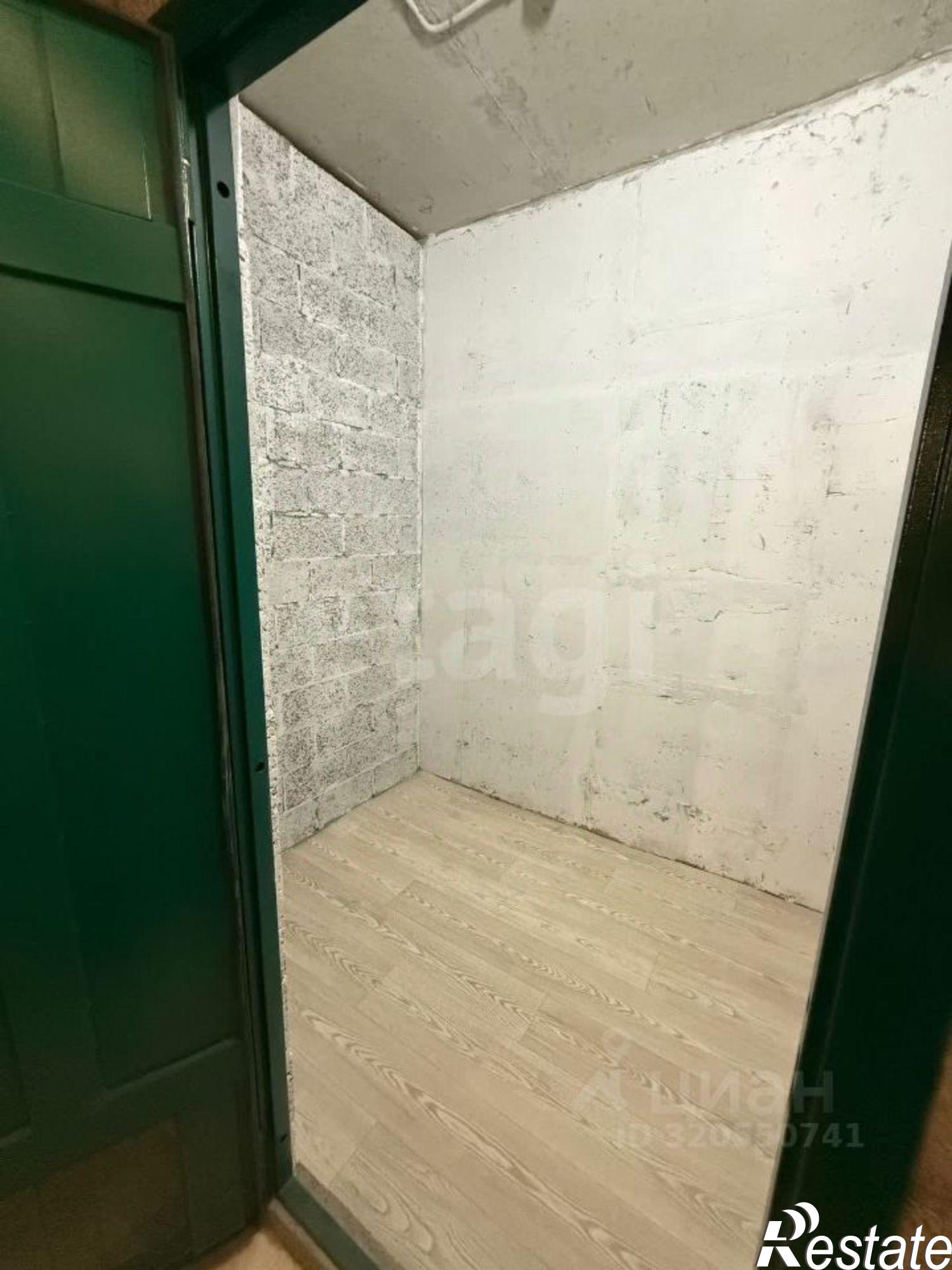 Купить складское помещение за 380 488 рублей на Тюменский район