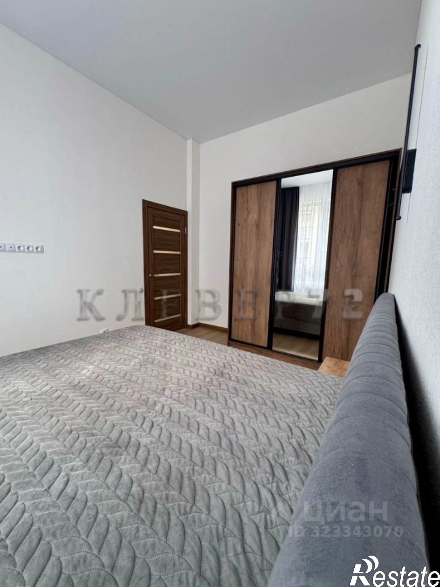 Сдать квартиру за 45 000 рублей на Тюмень, улица Сергея Свиридова, 9