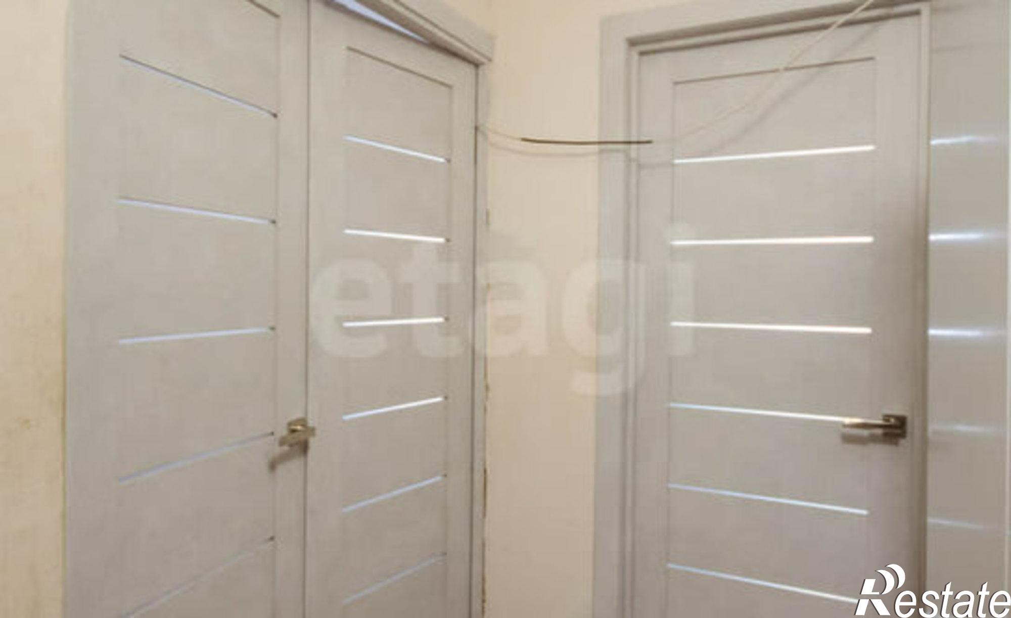 Купить квартиру за 4 100 000 рублей на Ялуторовск, Заводская улица, 2