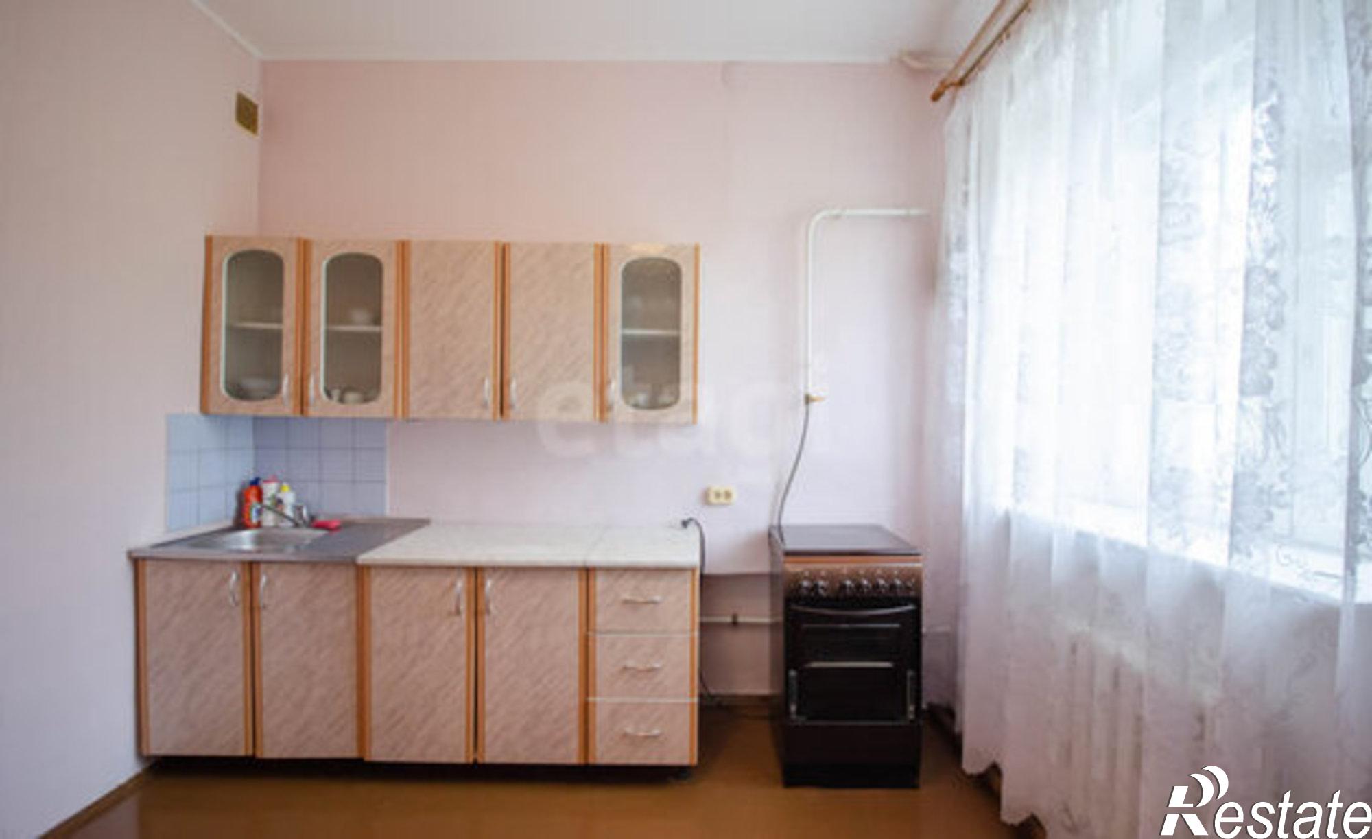 Купить квартиру за 2 420 000 рублей на Ялуторовск, улица Максима Горького, 39