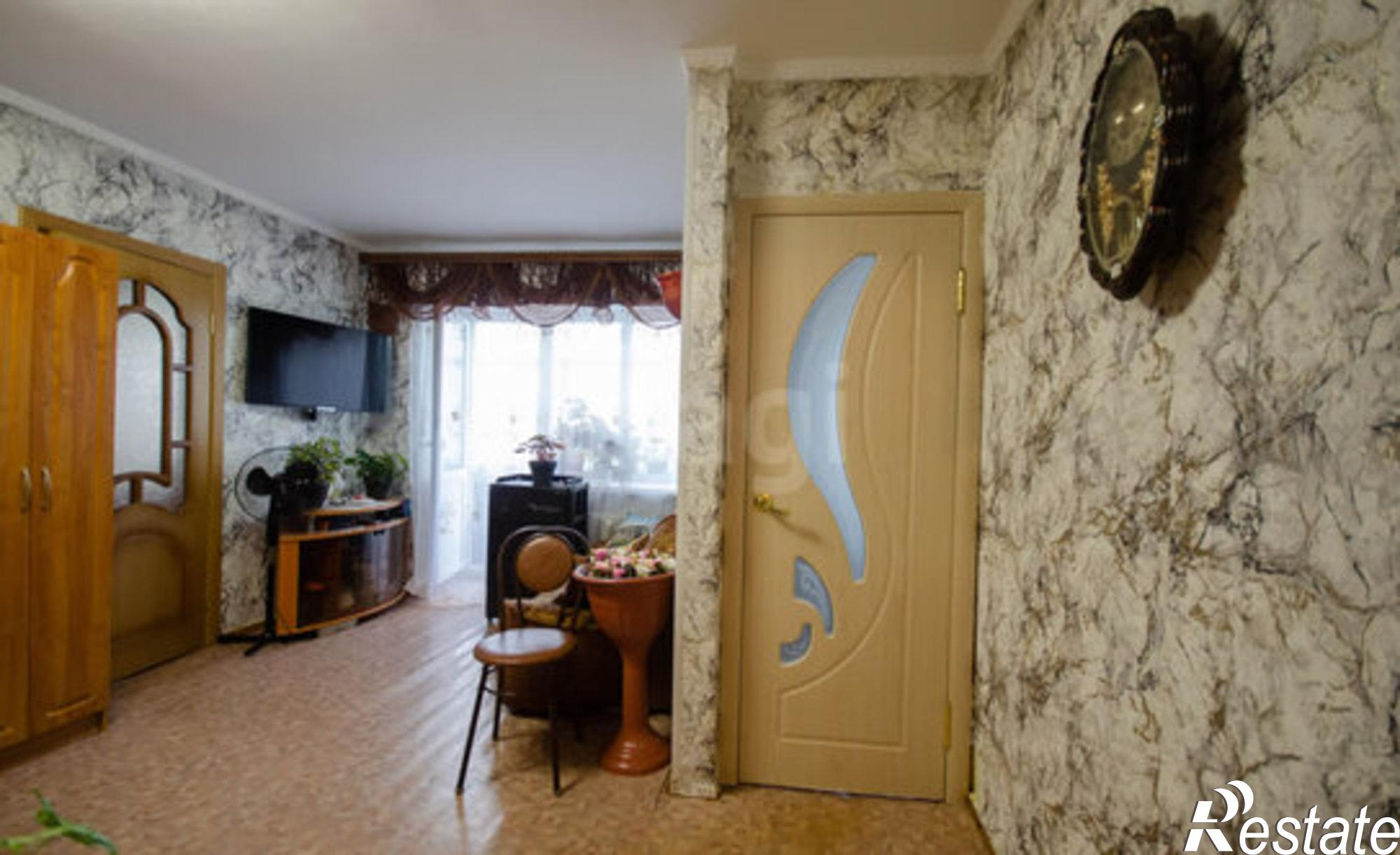 Купить квартиру за 2 800 000 рублей на Ялуторовск, улица Скворцова-Степанова, 6