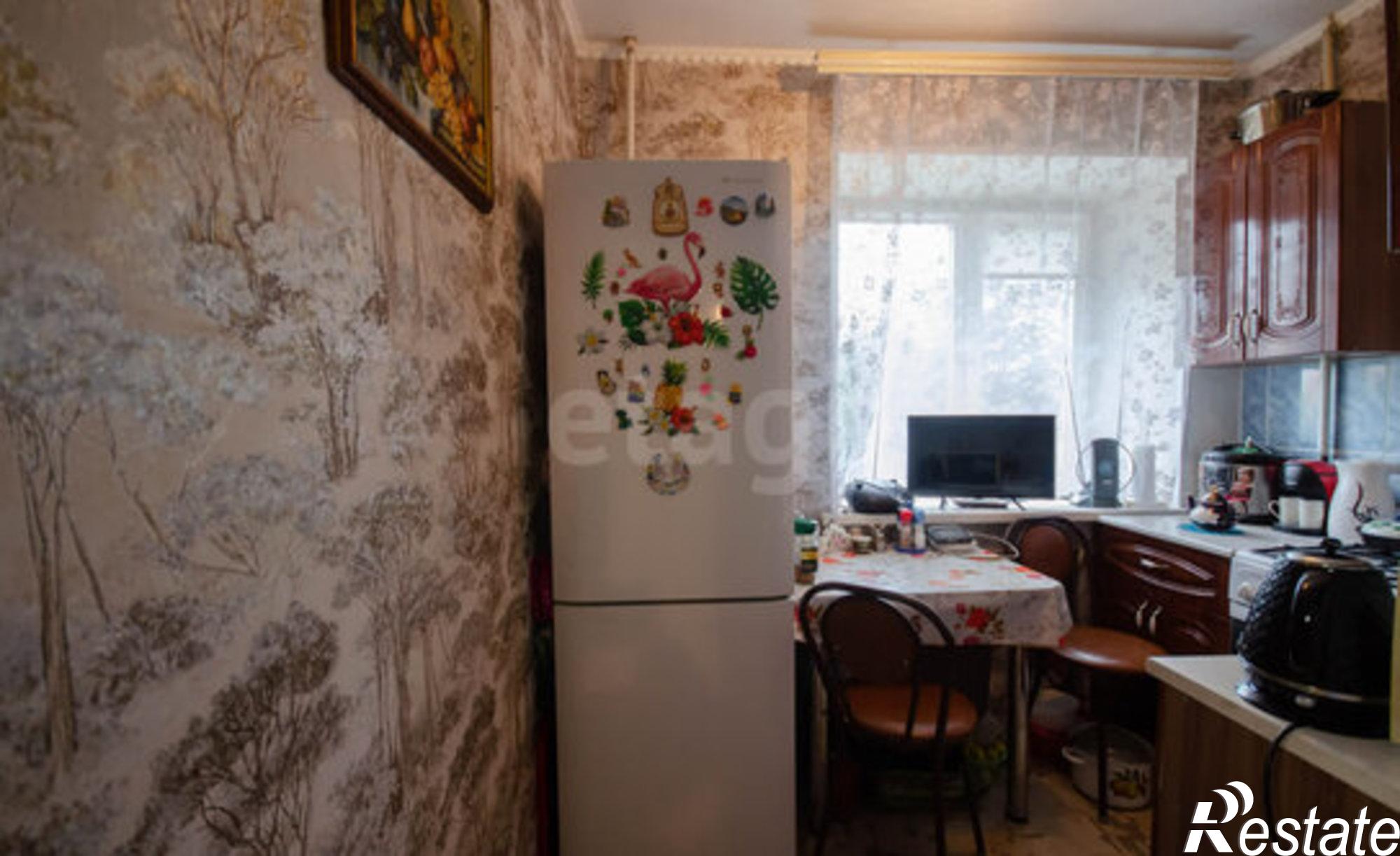 Купить квартиру за 2 800 000 рублей на Ялуторовск, улица Скворцова-Степанова, 6