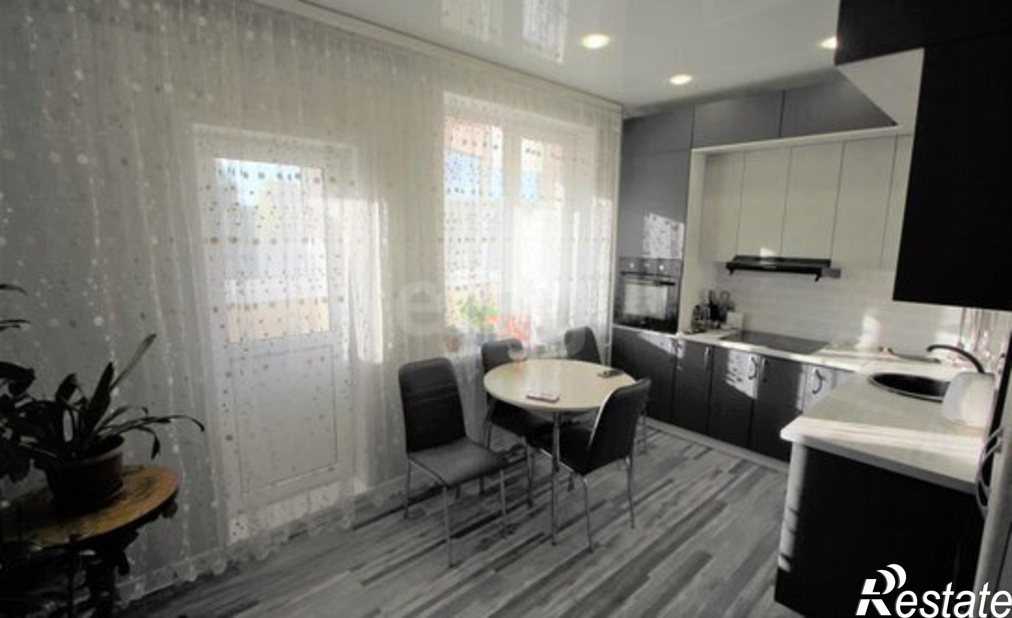 Купить квартиру за 7 500 000 рублей на Ялуторовск, Тюменская улица, 181