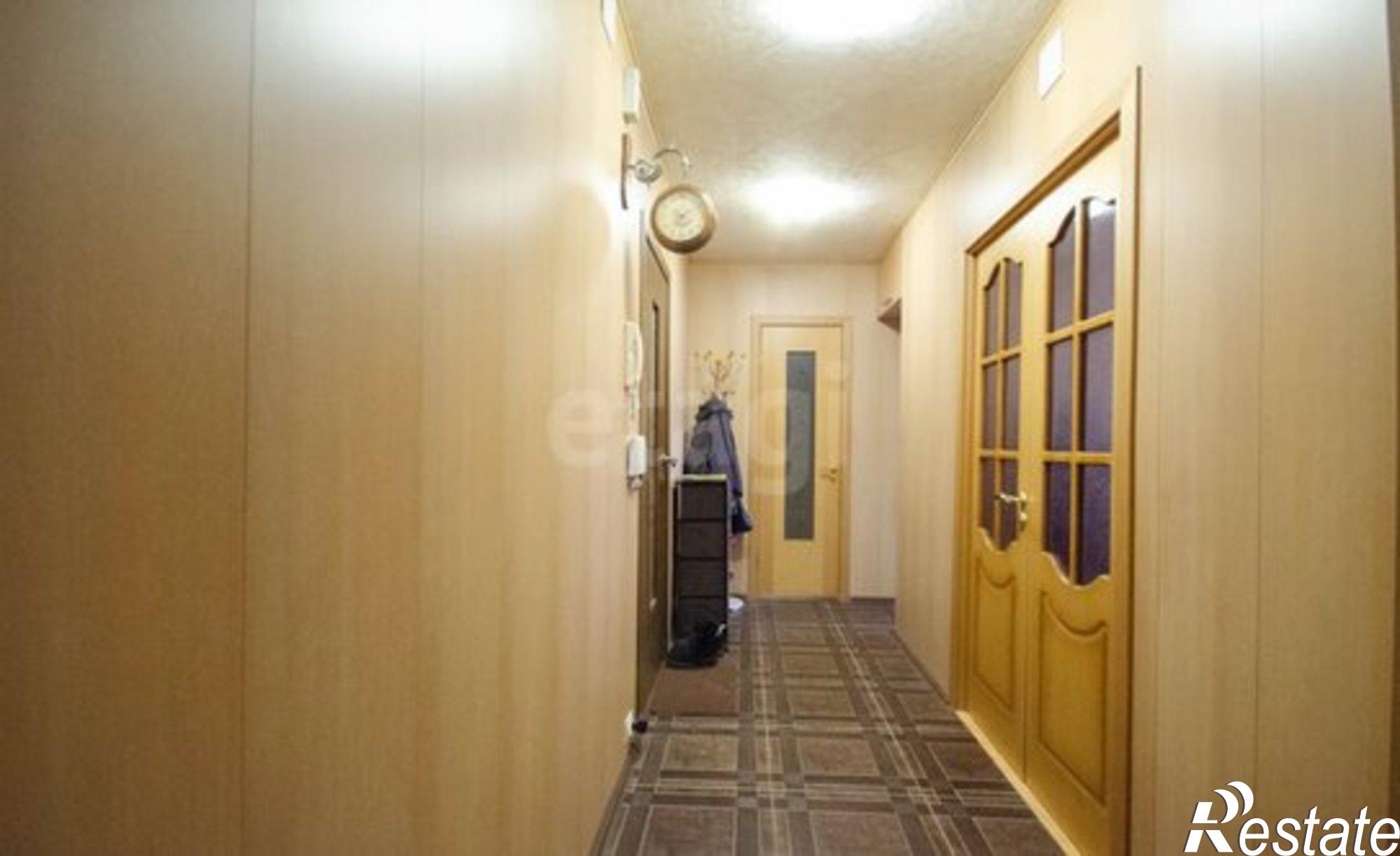 Купить квартиру за 4 500 000 рублей на Ялуторовск, улица Карла Либкнехта, 22