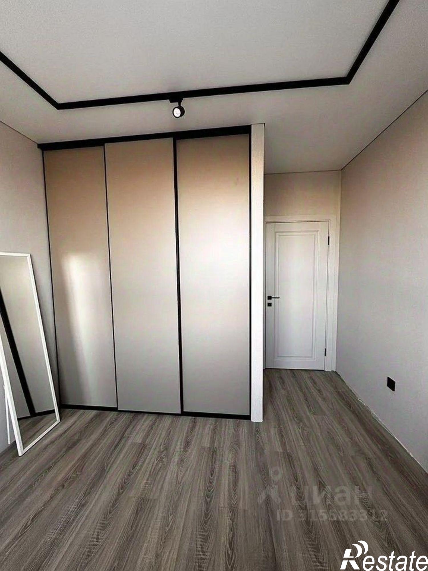 Купить квартиру за 9 200 000 рублей на ул Сергея Джанбровского, 13