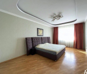 2-комн, 81кв м, этаж 5/6 ул Комсомольская, 8