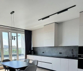 2-комн, 109кв м, этаж 10/10 ул 50 лет Октября, 57в