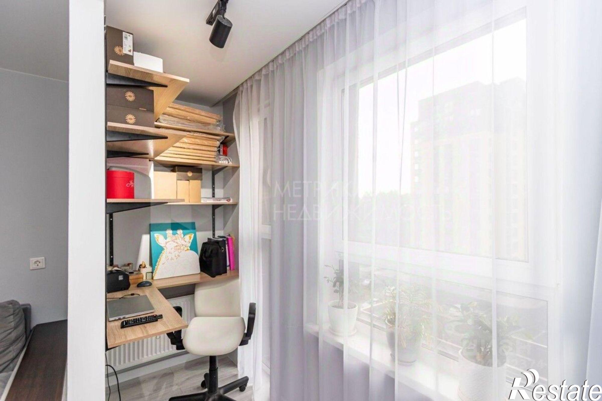 Купить квартиру за 9 300 000 рублей на ул Сергея Джанбровского, 4