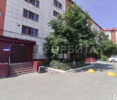 2-комн, 80кв м, этаж 2/5  Тюмень