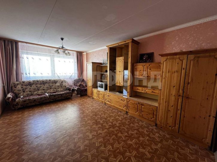 3-комн квартира Сургутское шоссе, д.7