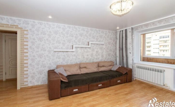 4-комн квартира Тобольск, микрорайон 3Б, 8