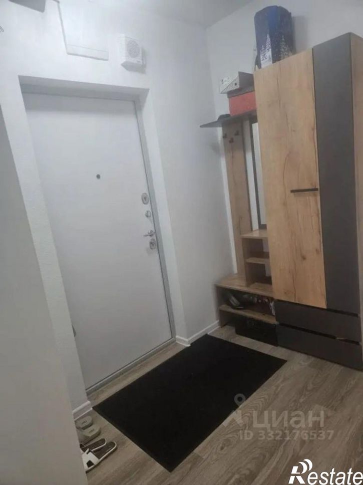 2-комн квартира Тюмень, улица Юрия Рогачева, 9к2