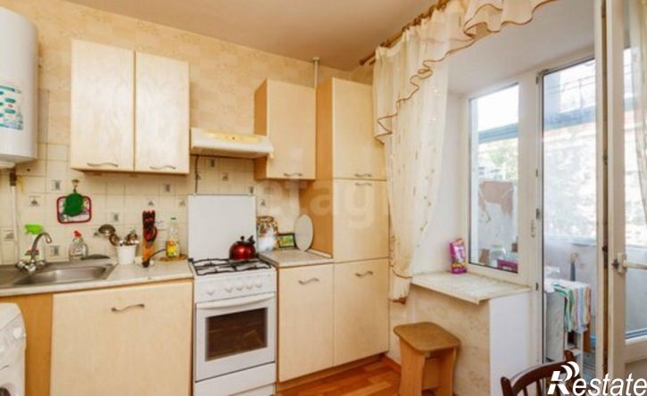2-комн квартира пр-д Максима Горького, 15,  д. 15