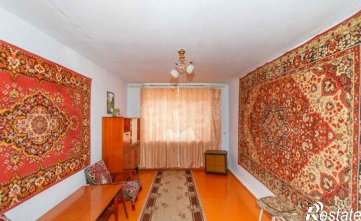 3-комн квартира село Абатское, улица Ленина, 47