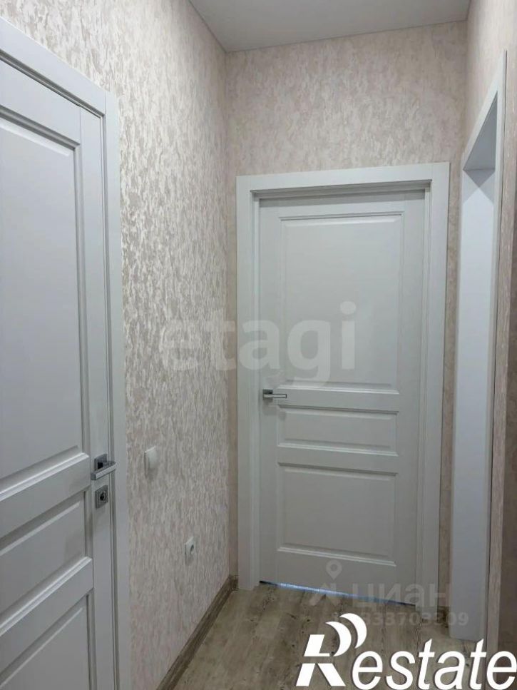 1-комн квартира улица Сергея Джанбровского, 9,  д. 9